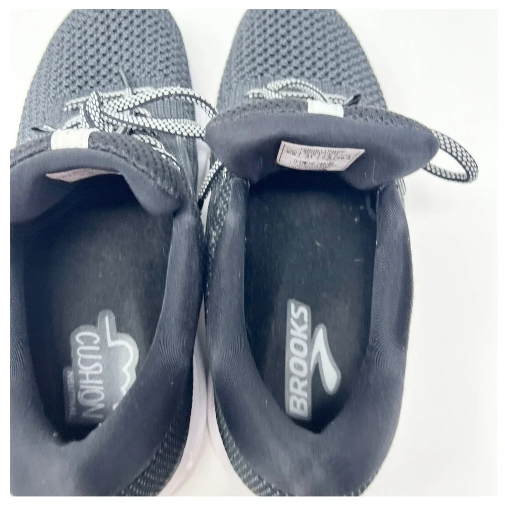 Brooks Revel 2 Womens Running Shoes Size 9.5 Black White Grey Knit 1202811B012